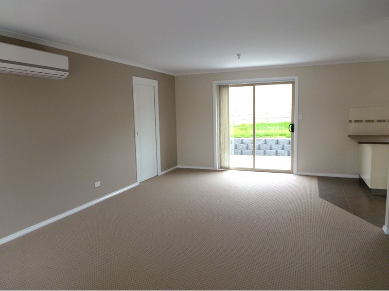 4/24 henty cl, Old Beach TAS 7017