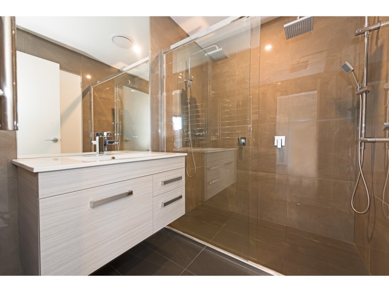 1/18 Boa Vista Road, New Town TAS 7008