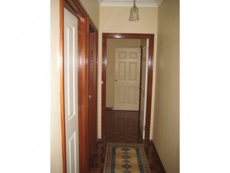 104 Malunna Road, Lindisfarne TAS 7015