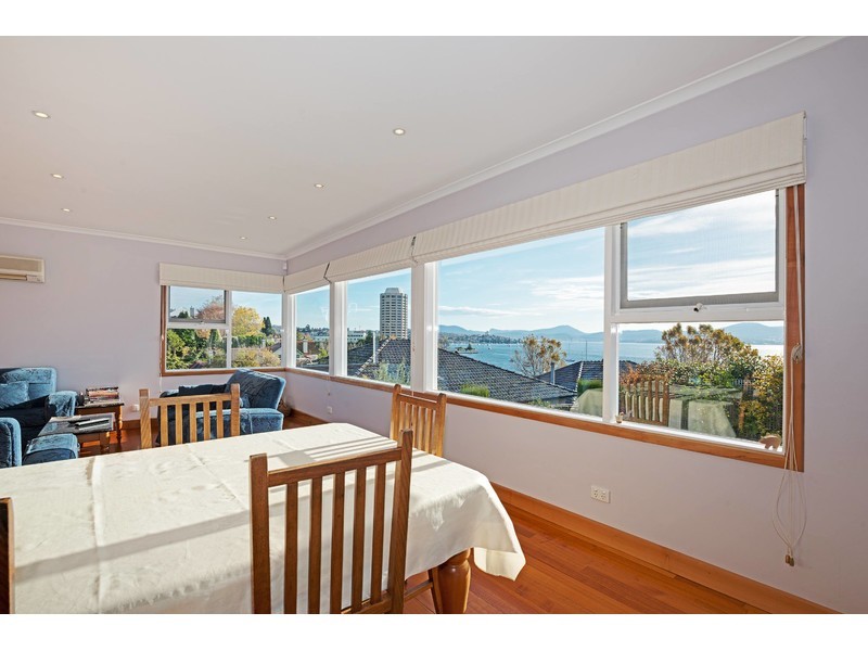 35 Norfolk Crescent, Sandy Bay TAS 7005
