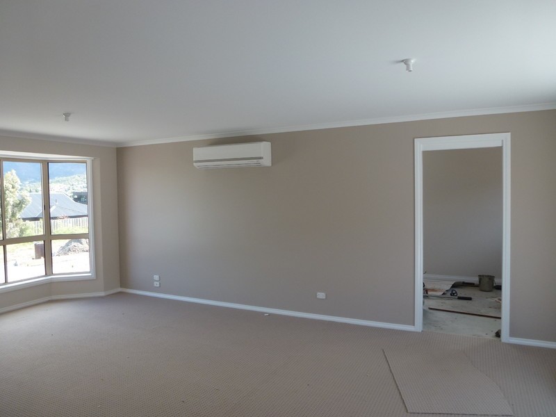 3 Hawthorn Drive, Kingston TAS 7050