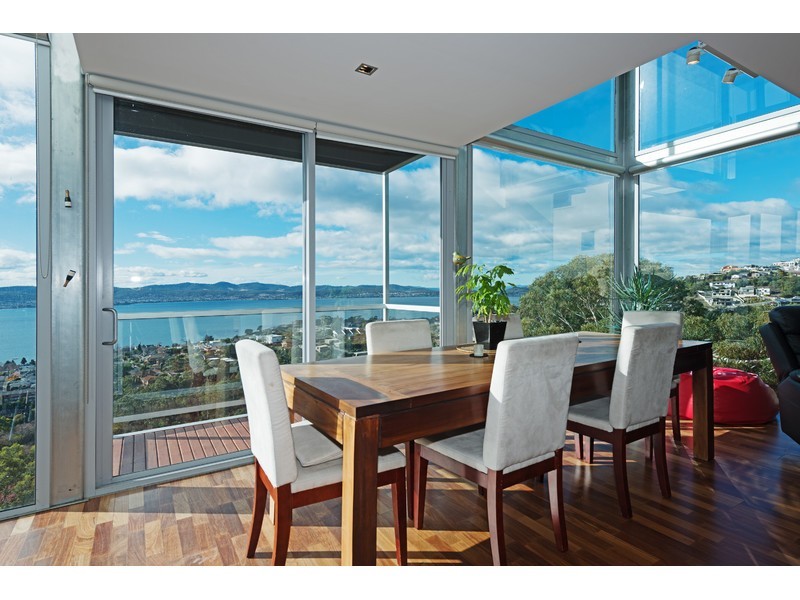 10 Glover Drive, Sandy Bay TAS 7005