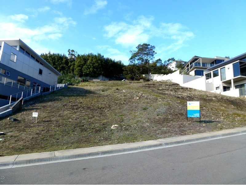 14 Aotea Road, Sandy Bay TAS 7005
