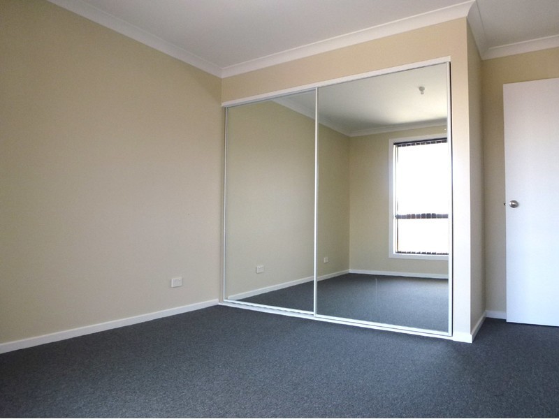 4/13 burrows st, Brighton TAS 7030