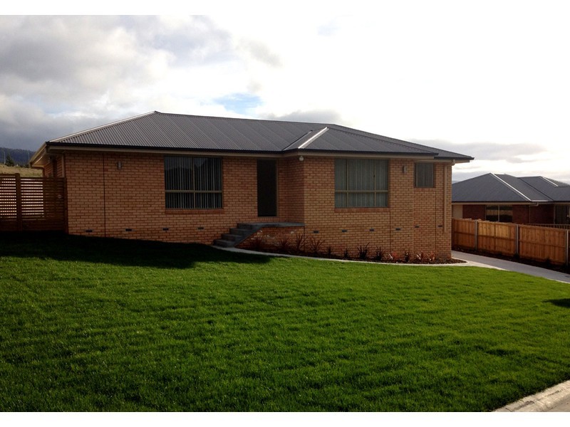 9 Leila Street, New Norfolk TAS 7140