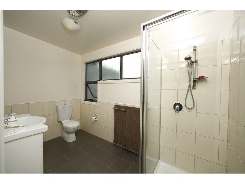 6/4 Higson Street, Midway Point TAS 7171