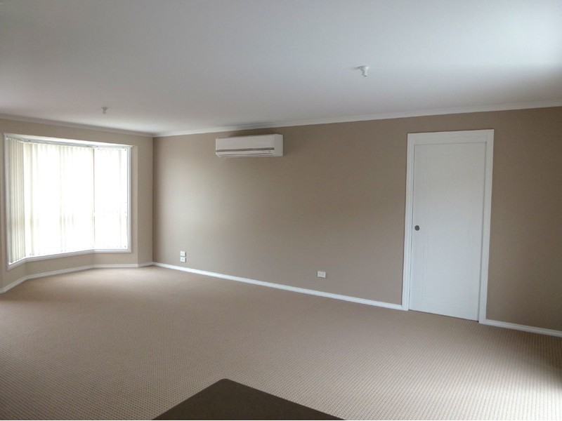 2/21 Hawthorn Drive, Kingston TAS 7050