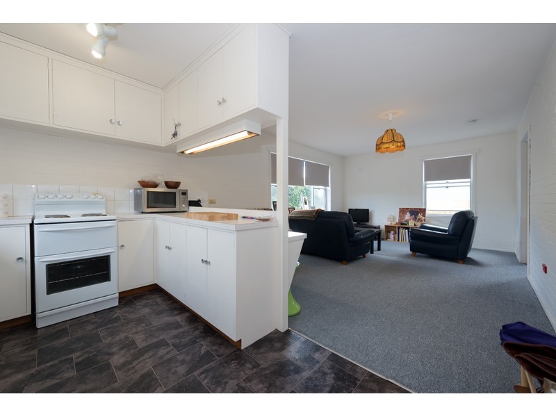 1/55 Cross Street, New Town TAS 7008