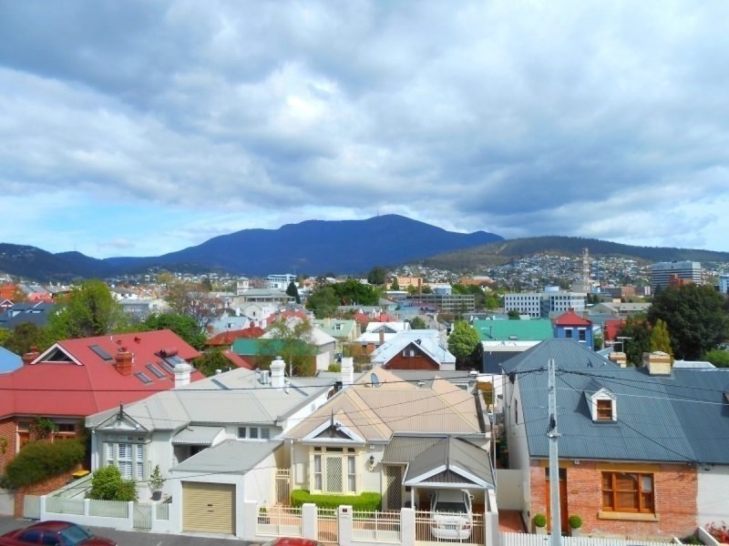 10/15 Battery Square, Battery Point TAS 7004