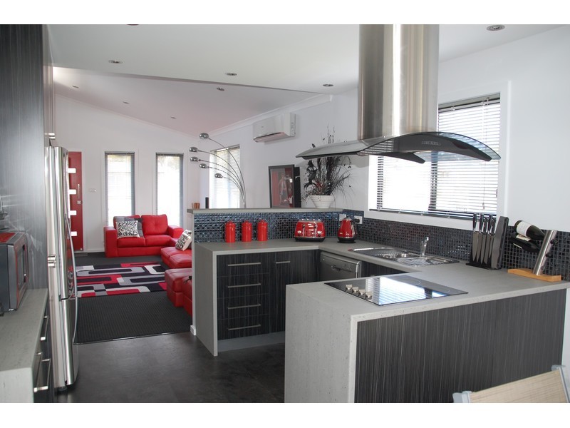 11 Trochus Street, Orford TAS 7190