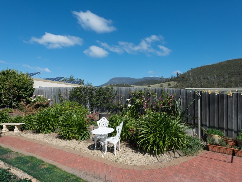 25 Officer Street, Rosetta TAS 7010