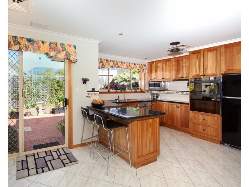 25 Officer Street, Rosetta TAS 7010