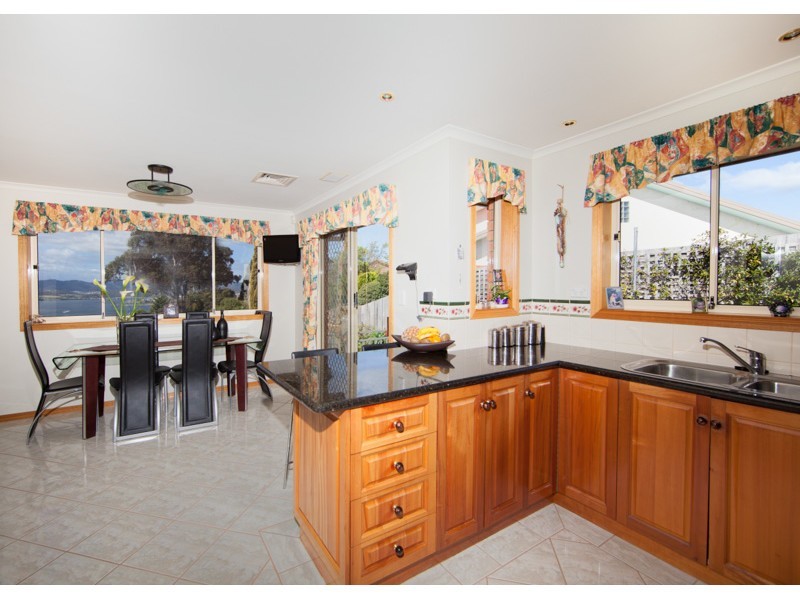 25 Officer Street, Rosetta TAS 7010