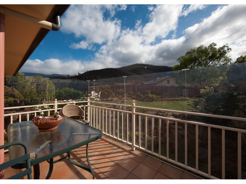 25 Officer Street, Rosetta TAS 7010