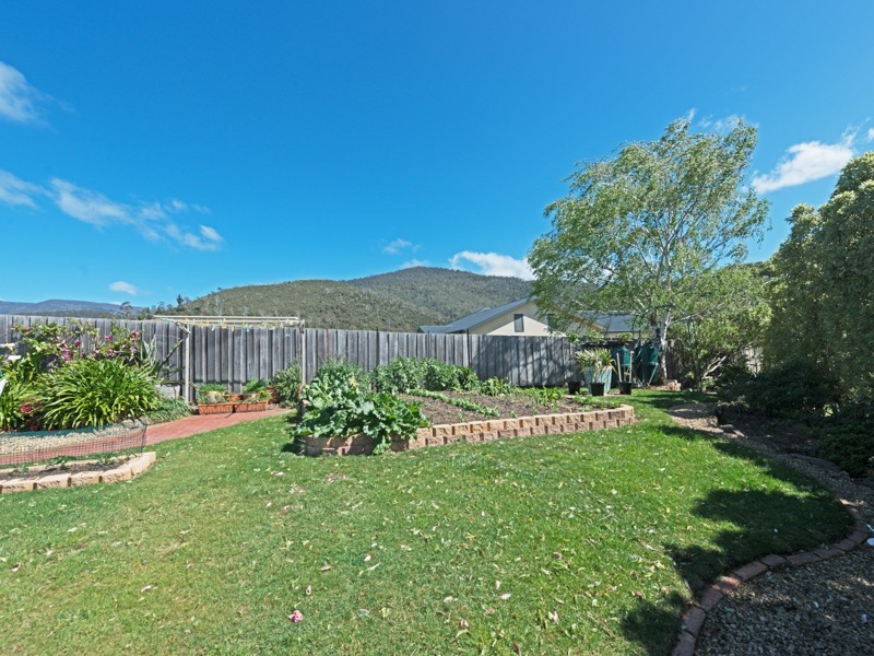 25 Officer Street, Rosetta TAS 7010