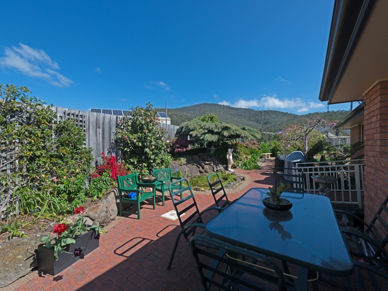 25 Officer Street, Rosetta TAS 7010