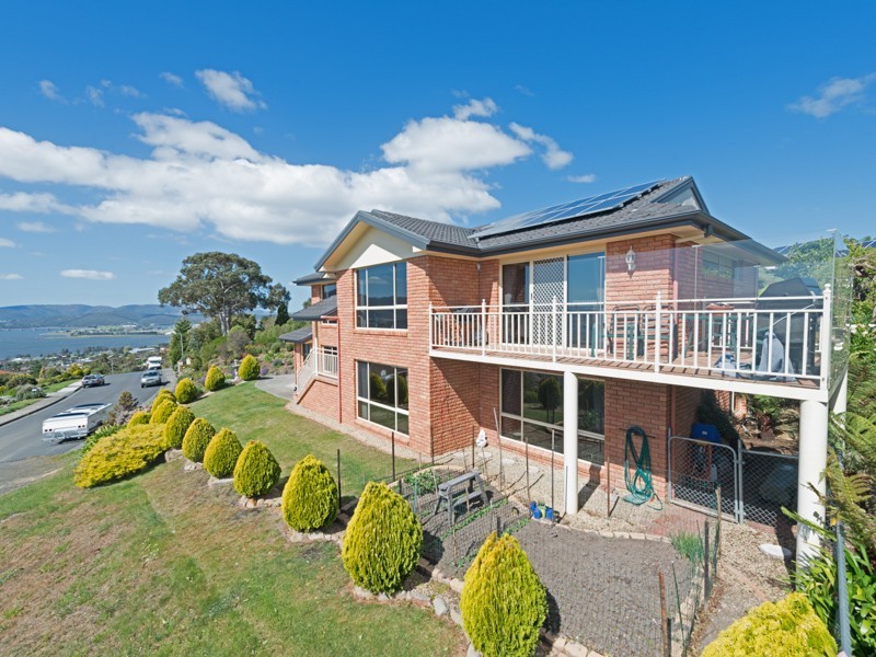 25 Officer Street, Rosetta TAS 7010
