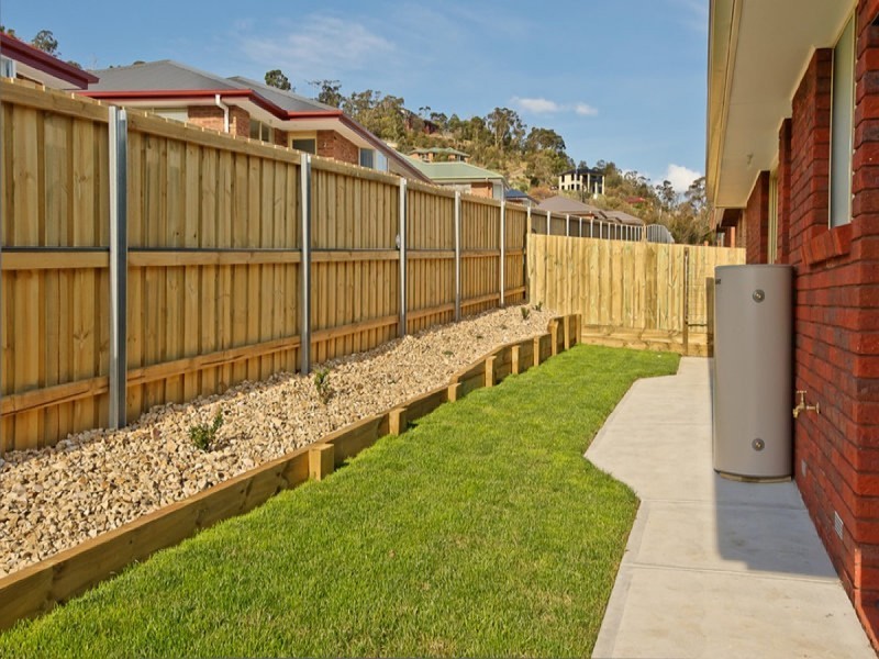 5/13 Burrows Street, Brighton TAS 7030