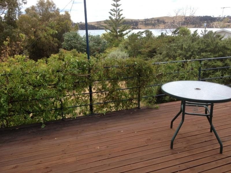 55 Barton Avenue, Triabunna TAS 7190