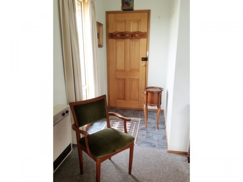 2/11A Charles Street, Orford TAS 7190