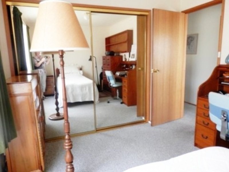 2/11A Charles Street, Orford TAS 7190