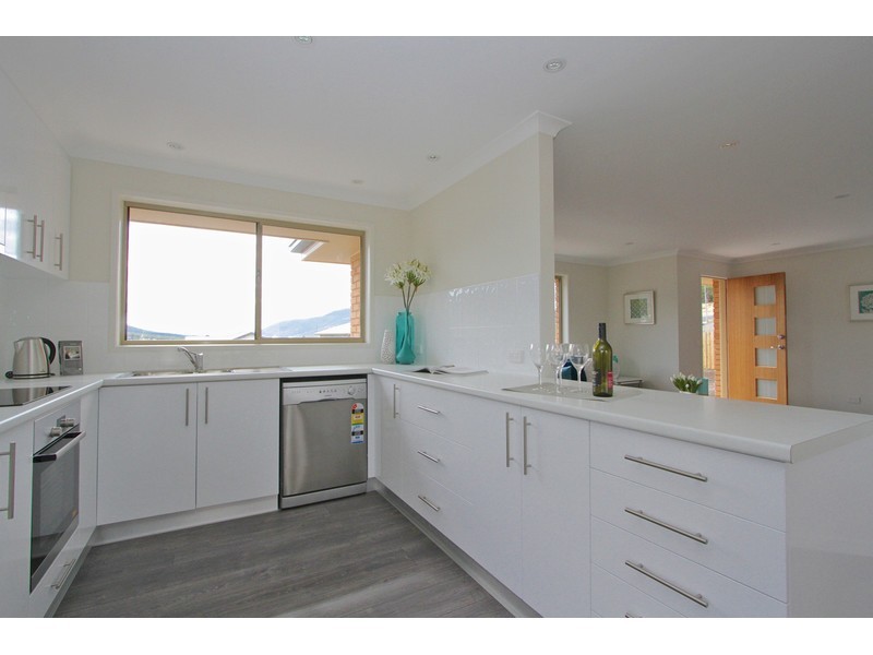 4 Dudley Drive, Brighton TAS 7030