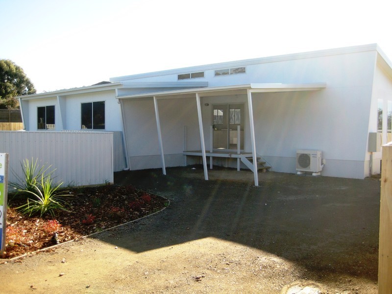 2/31 Strawberry Hill Court, Orford TAS 7190