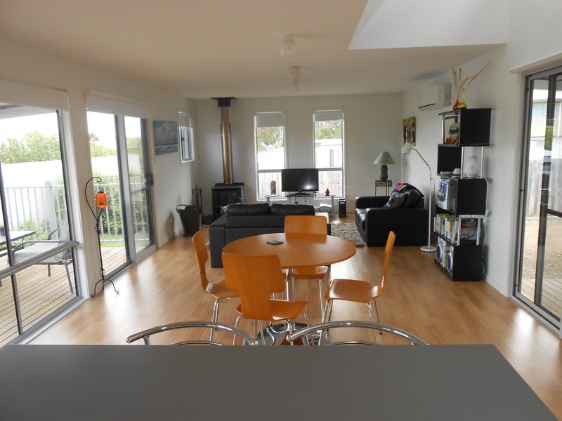 2/31 Strawberry Hill Court, Orford TAS 7190