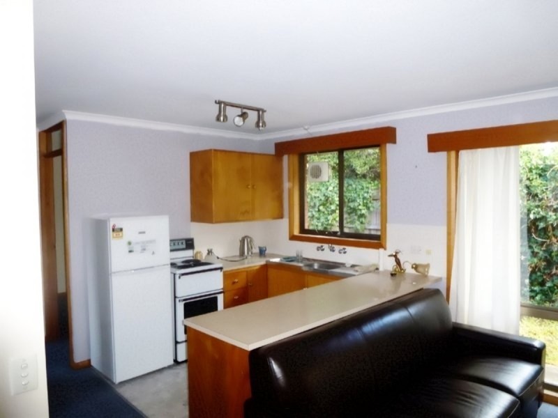 2/46 Regent Street, Sandy Bay TAS 7005
