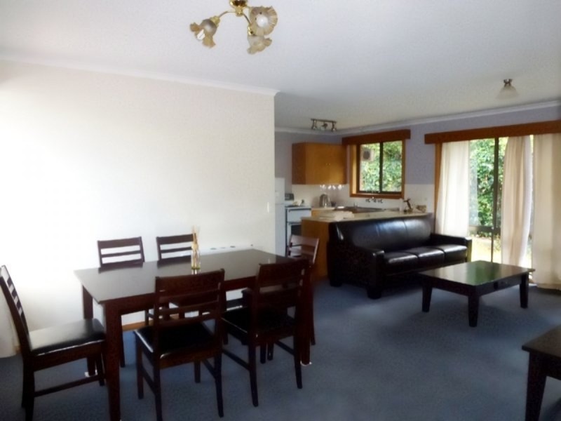 2/46 Regent Street, Sandy Bay TAS 7005