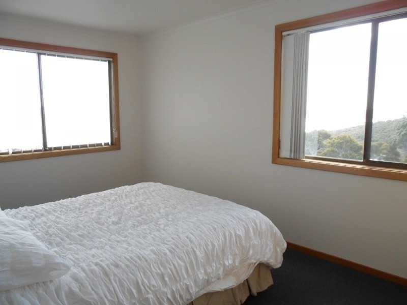 2 Kingsley Avenue, Sandy Bay TAS 7005