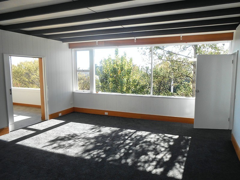1/252 Churchill Avenue, Sandy Bay TAS 7005