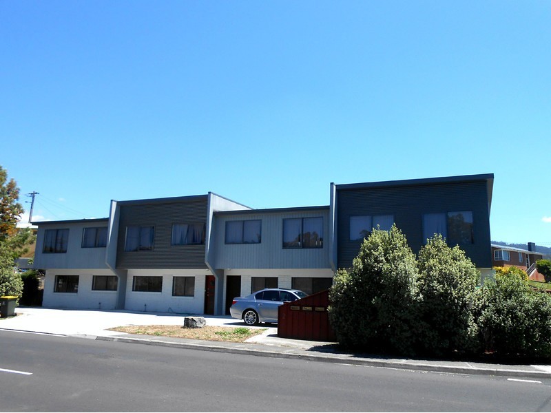 3/2 Chisholm Place, Glenorchy TAS 7010