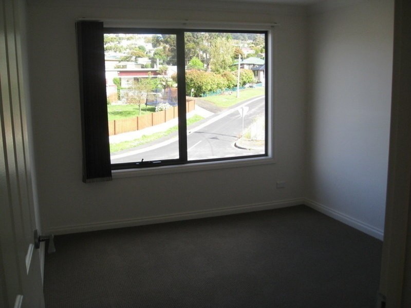 3/2 Chisholm Place, Glenorchy TAS 7010
