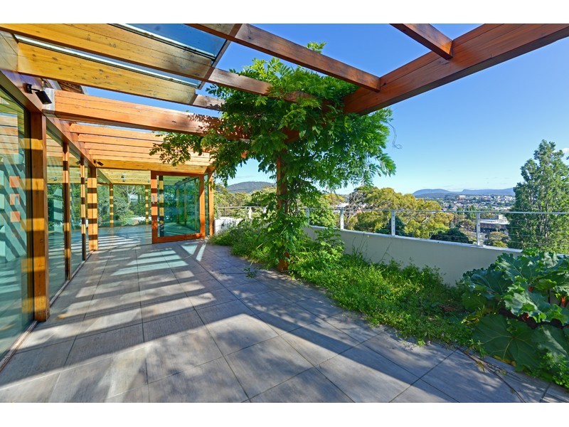 80 Nelson Road, Mount Nelson TAS 7007