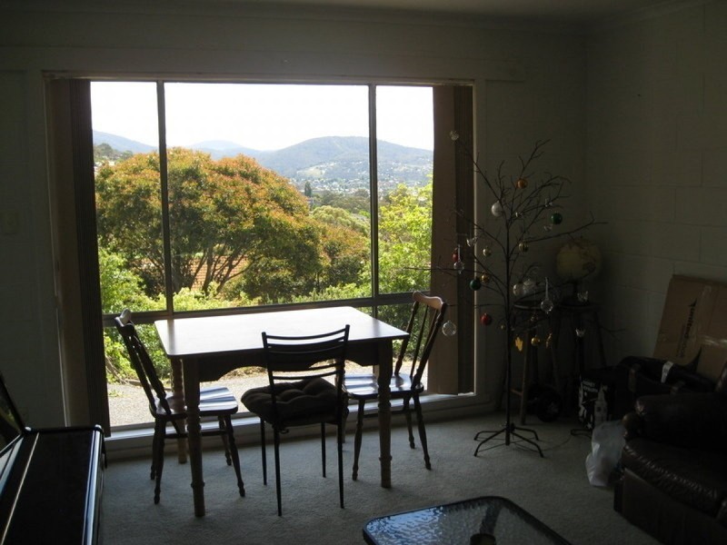 2/6 Dalkeith Court, Sandy Bay TAS 7005