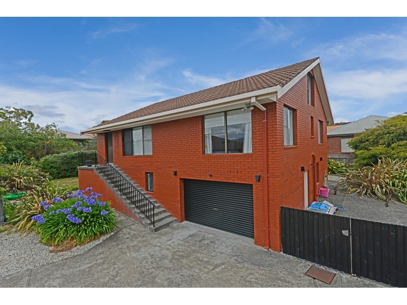 3/15 Cross Street, New Town TAS 7008