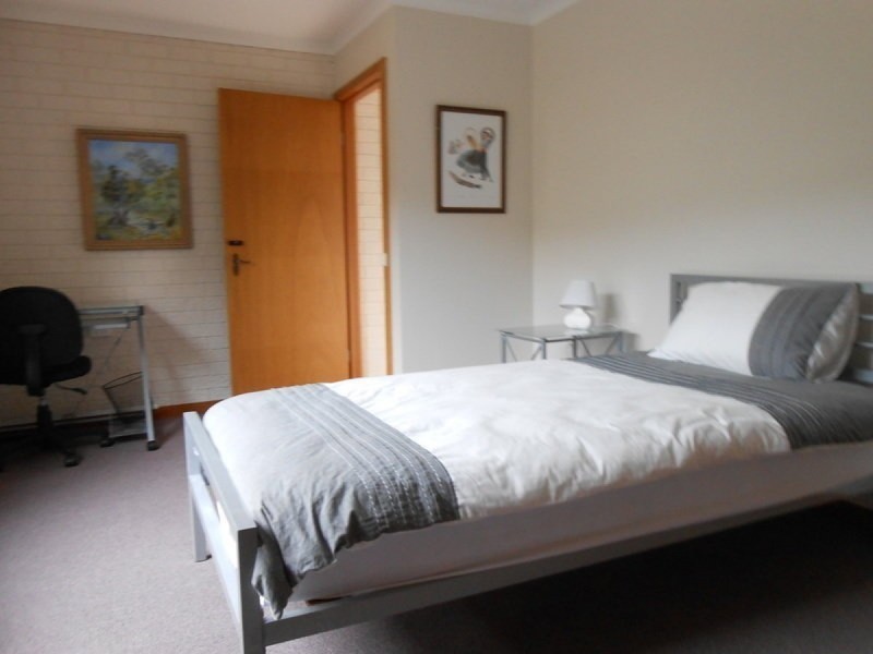 1/273 Churchill Avenue, Sandy Bay TAS 7005