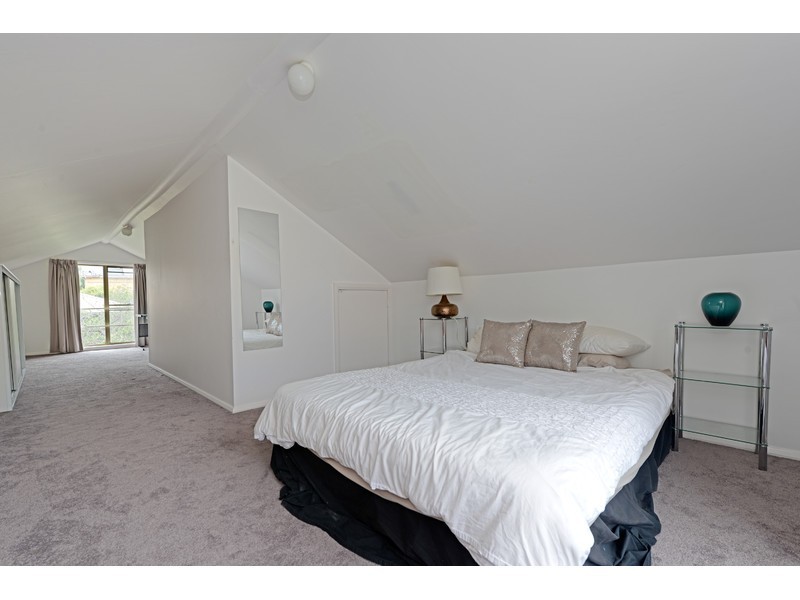 3/15 Cross Street, New Town TAS 7008
