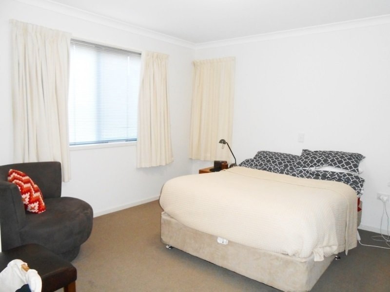 1/8 Kiama Place, Blackmans Bay TAS 7052