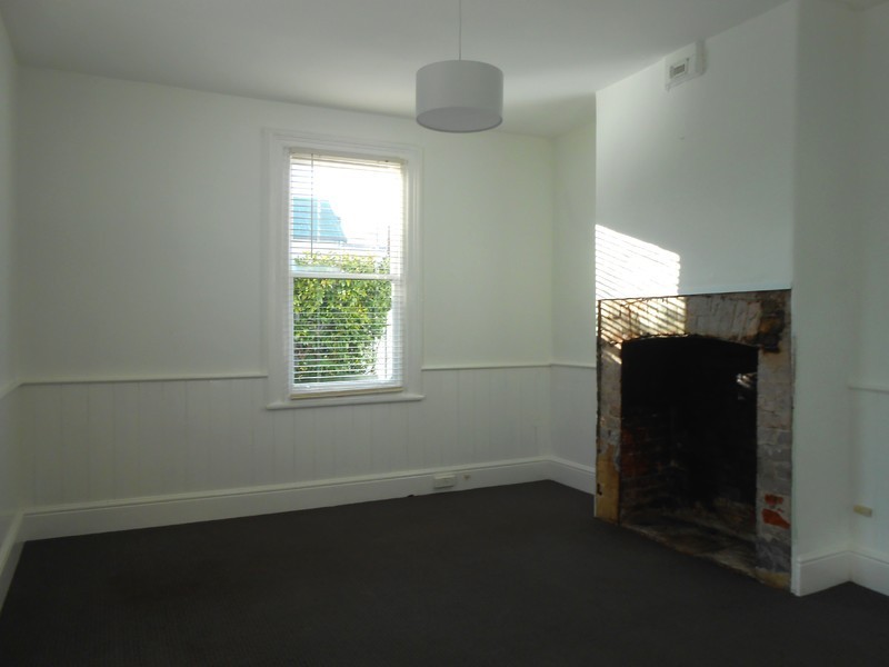 4 Randall Street, Sandy Bay TAS 7005