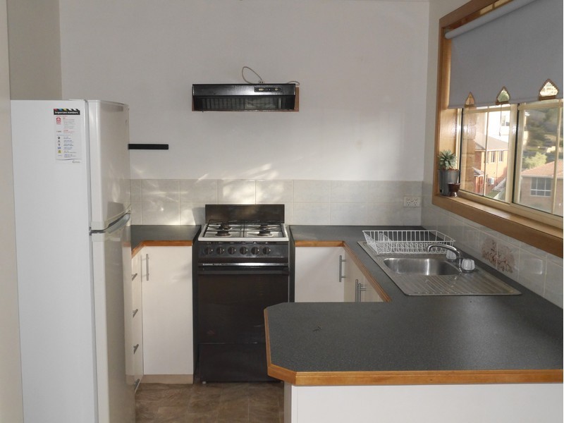 6/2-4 Broadby Drive, Lenah Valley TAS 7008