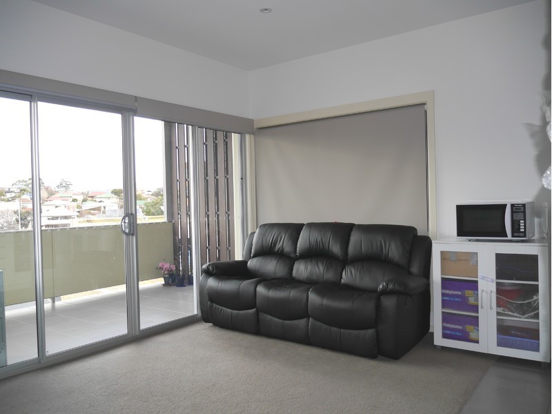 10/3 Clarence Street, Bellerive TAS 7018