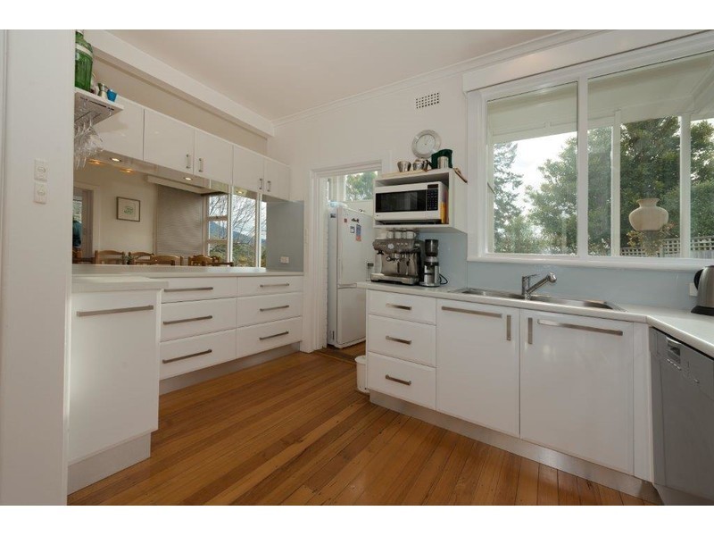 39 Mawhera Avenue, Sandy Bay TAS 7005