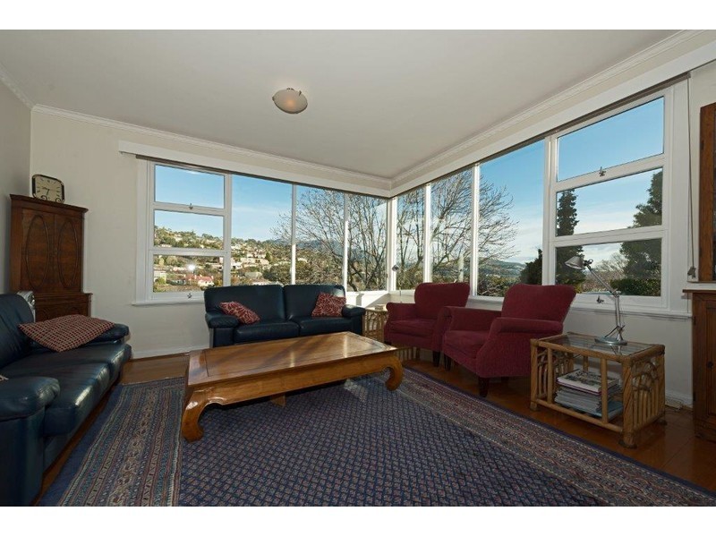 39 Mawhera Avenue, Sandy Bay TAS 7005