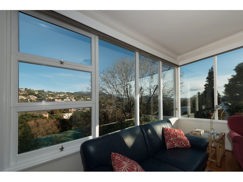39 Mawhera Avenue, Sandy Bay TAS 7005