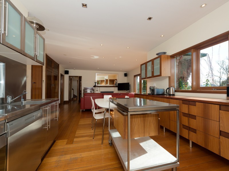 35 Derwentwater Avenue, Sandy Bay TAS 7005