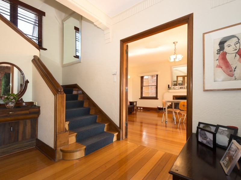 35 Derwentwater Avenue, Sandy Bay TAS 7005