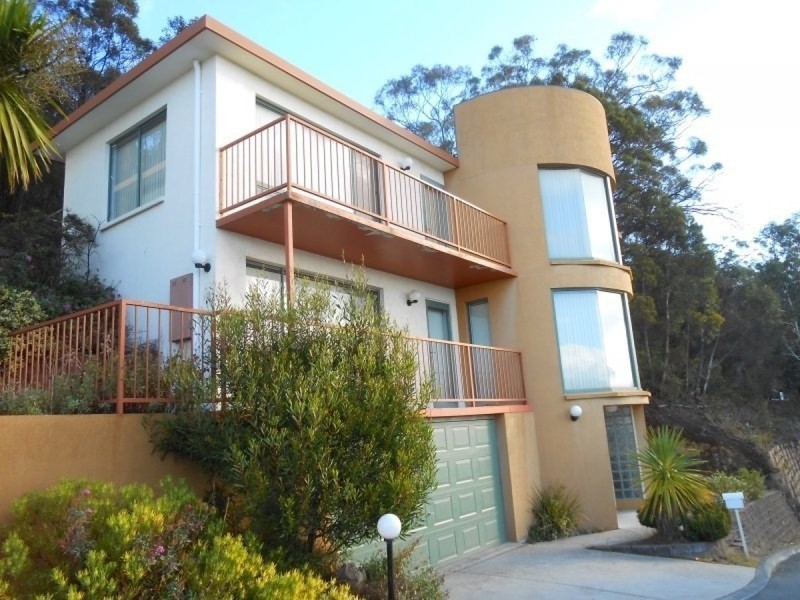 7/54 Nicholas Drive, Sandy Bay TAS 7005