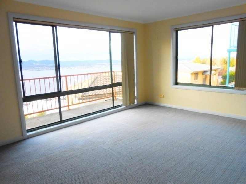 7/54 Nicholas Drive, Sandy Bay TAS 7005